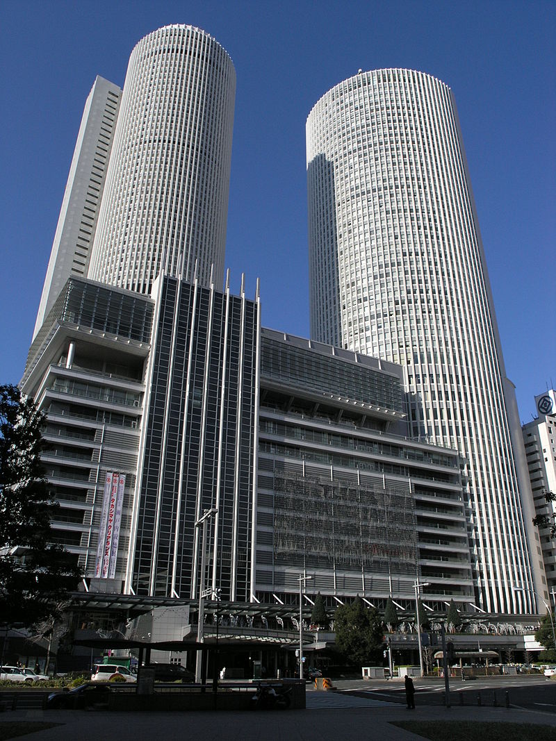 800px-JR_Central_Towers01