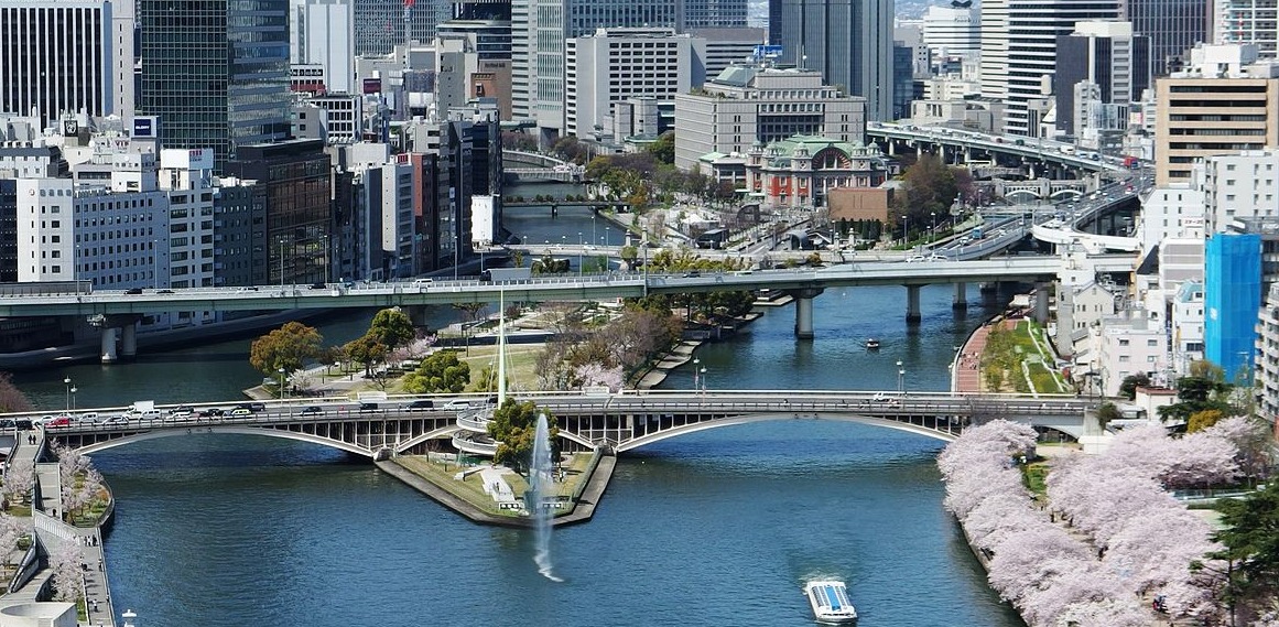 「日本水都🚤」的美誉 。两岸绝美河畔🌸赏樱步道