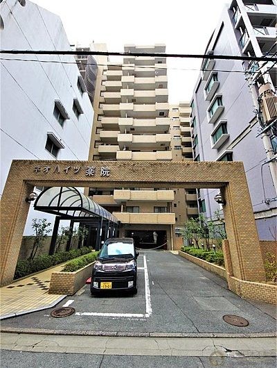 🌸日本人福岡最想居住第二名－藥院✨藥院站徒歩5分鐘🚊約40萬連租約😍
