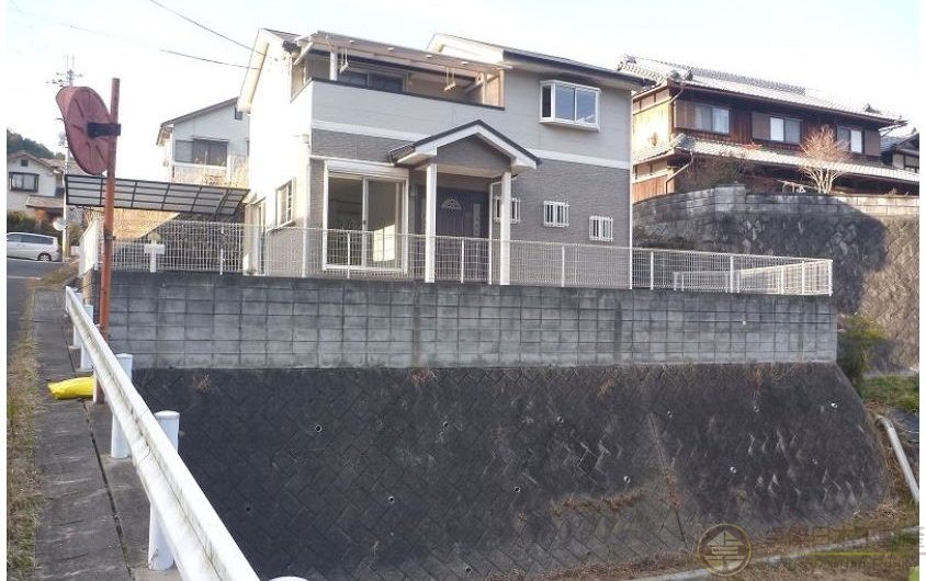 [奈良]自住一戶建，2000，今年剛內裝更新完畢，只售48萬港幣