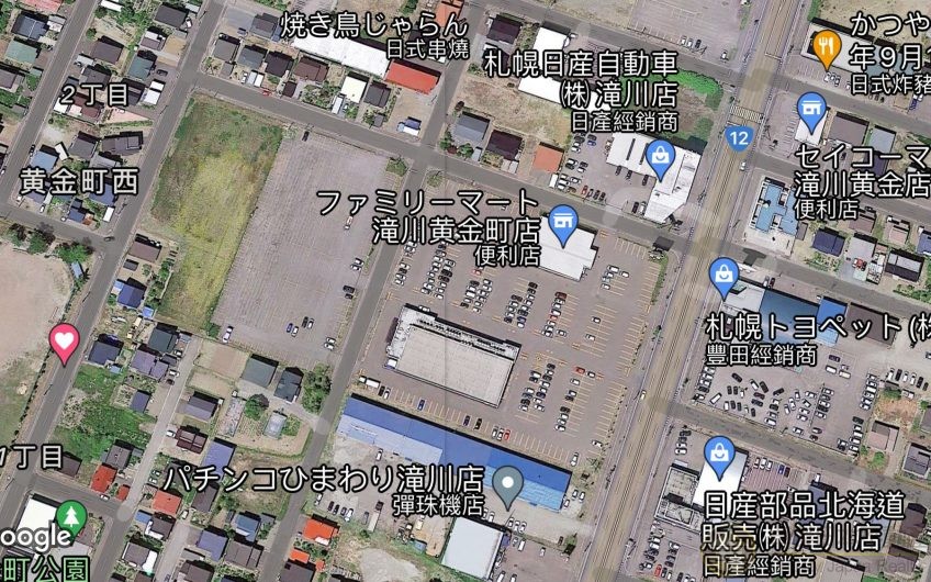 北海道土地, 背後是豐田、日產最少三個汽車銷售中心。