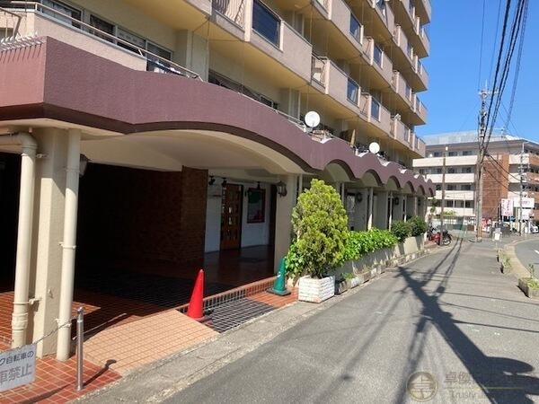 京都市鄰近嵐山的住宅大樓地面店舖的 ” 高回報 ” 收租單位