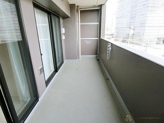 步行直達梅田中心🌈 2014年高級住宅，三房連露台約840尺
